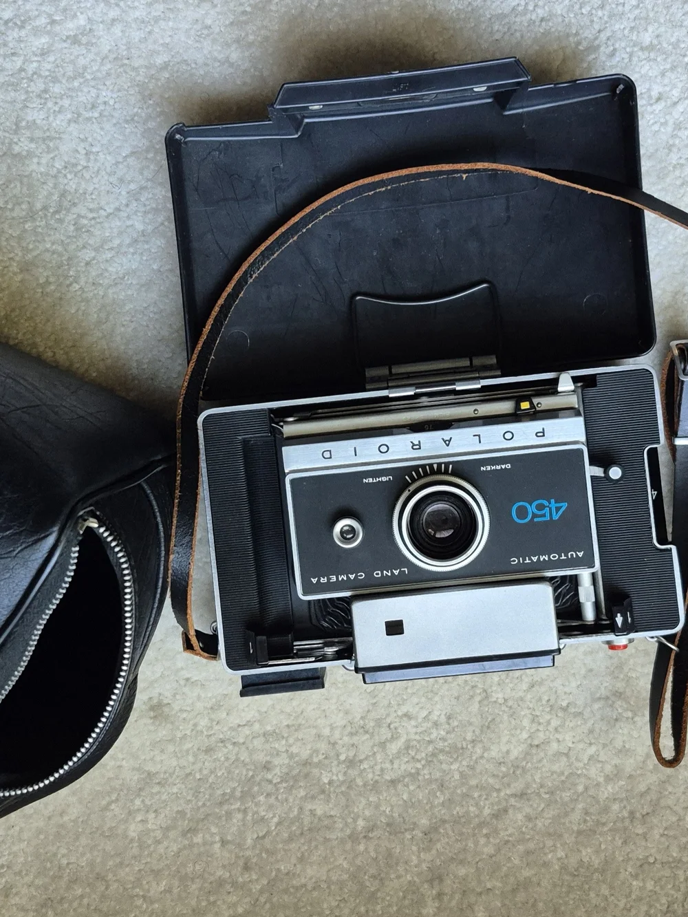 Polaroid 450 Automatic Land Camera in Black and Silver